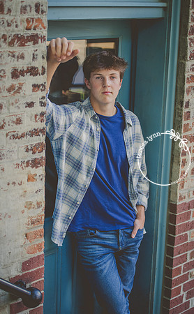 Waunakee Senior Photographer
