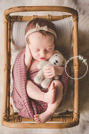 crib newborn