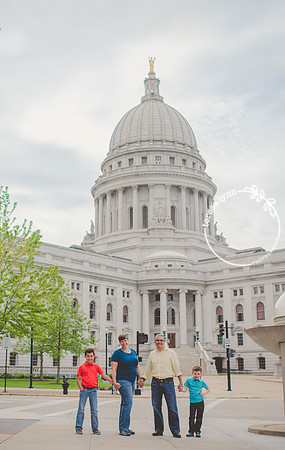 Wisconsin State Capitol Family Photography