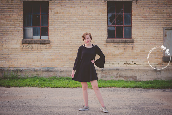 Brick Wall Senior Photo