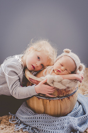 Sibling Newborn