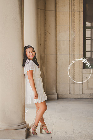 Urban senior photographer