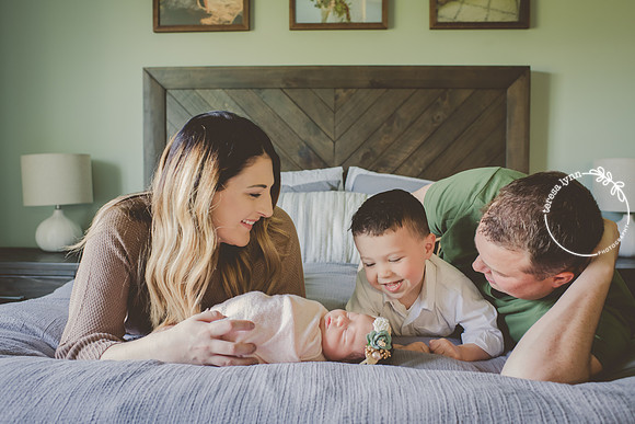 lifestyle newborn session